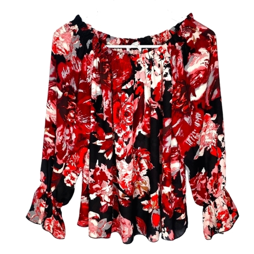 Violet & Claire Off The Shoulder Blouse Size Small